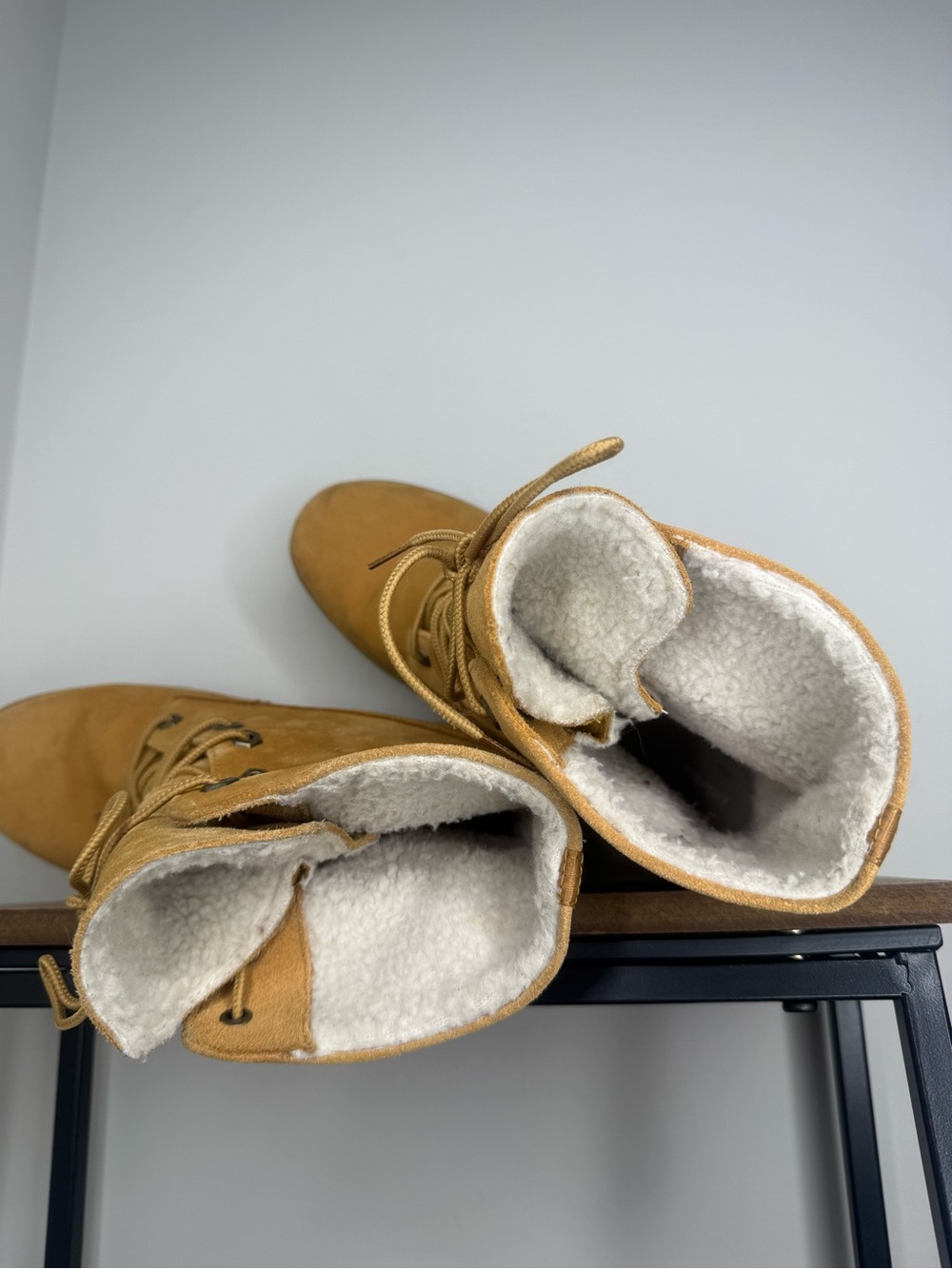 Timberland Women's Yellow Wheat Lace-Up Nubuck Boots - Picture 7 of 11